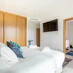 شقة Casa Lilou - Luxury Oceanview Penthouse لاغوس