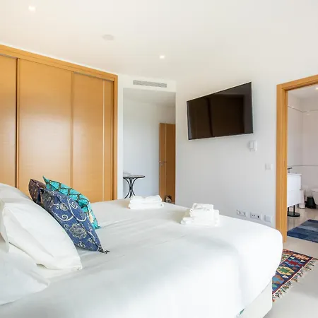 Апартаменты Casa Lilou - Luxury Oceanview Penthouse Лагуш