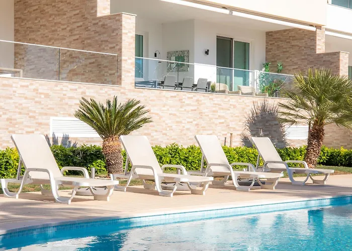 Casa Lilou - Luxury Oceanview Penthouse * Lagos